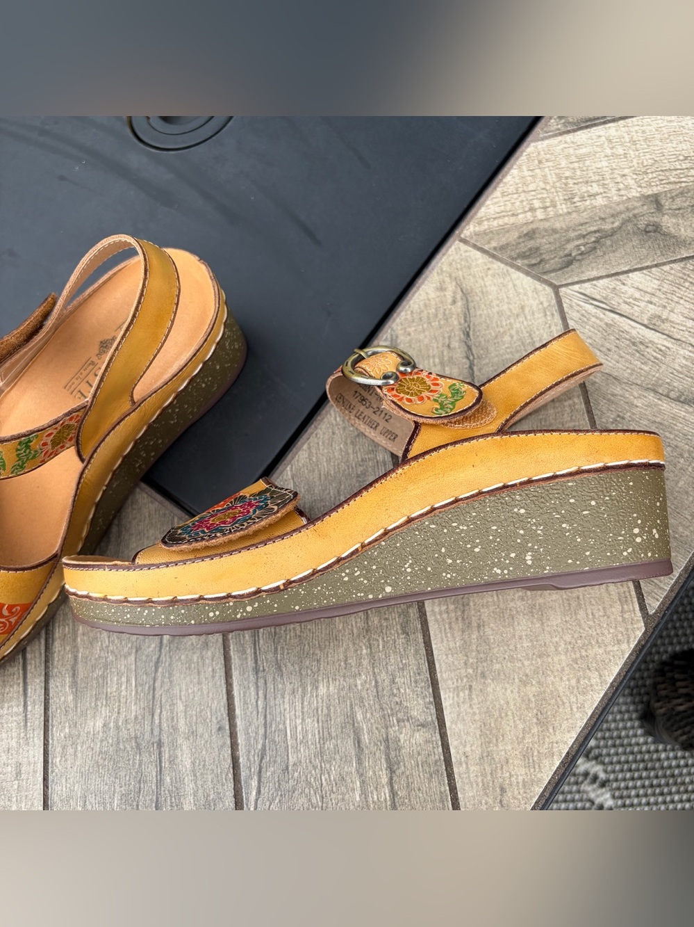 L'Artiste Spring Step 38 US 8 Natural Yellow Leather Wedge Sandal Roshni NWOB - Picture 4 of 11